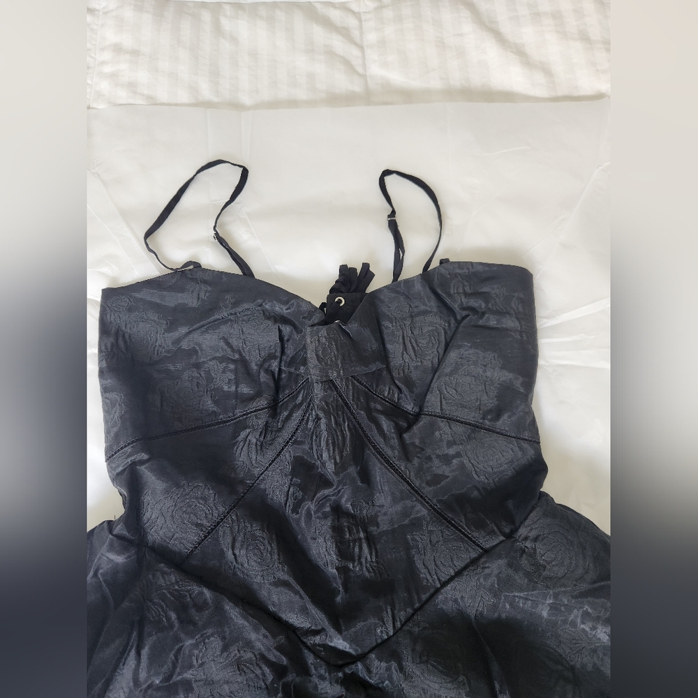 Black Floral Lace House of CB 'Serenita'- XL - Picture 8 of 14